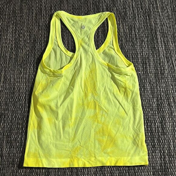 Lululemon Swiftly Tech Racerback Tank Top 2.0 *Race Length - Picture 2 of 5